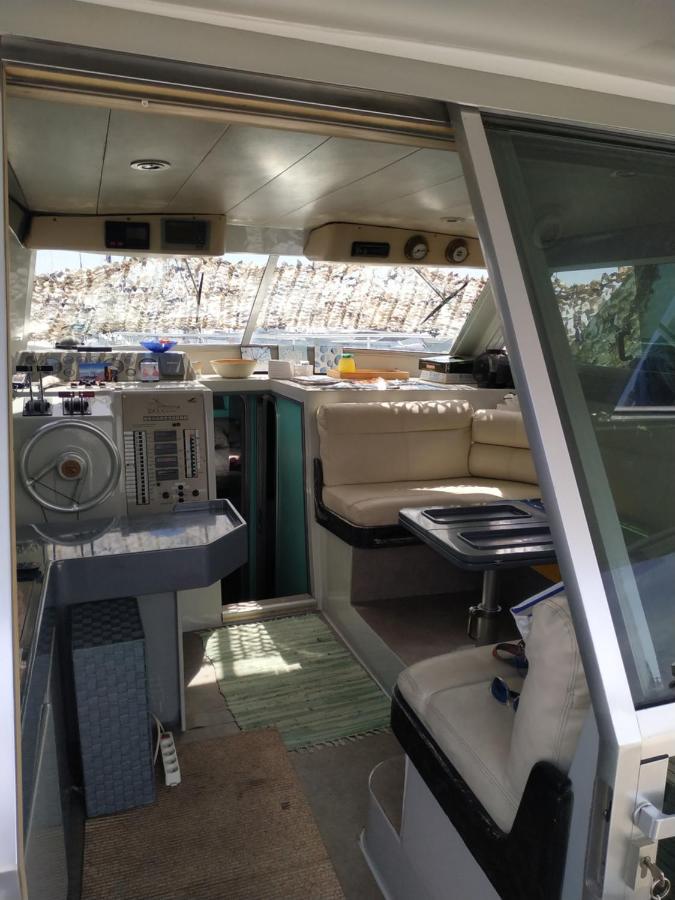 Ferretti 36 ' Bateau A Quai Vieux-Port Cannes Festival La Croisette Exterior foto